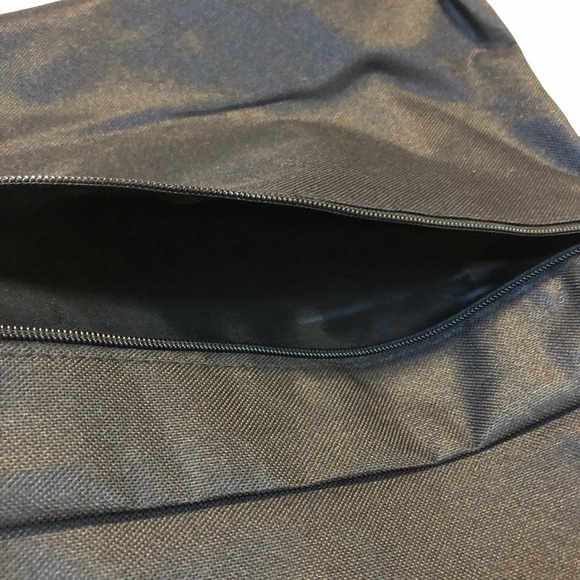 NWT Trailmaker Adjustable Strap 17-inch Black Backpack - Picture 6 of 10